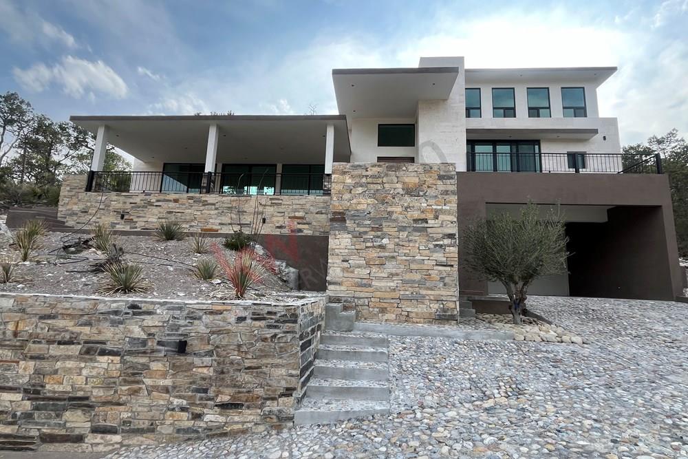 'TERRA SERENA descubre el Refugio de Lujo en la Sierra de Arteaga: Exclusiva Propiedad en Resort de Alta Gama'