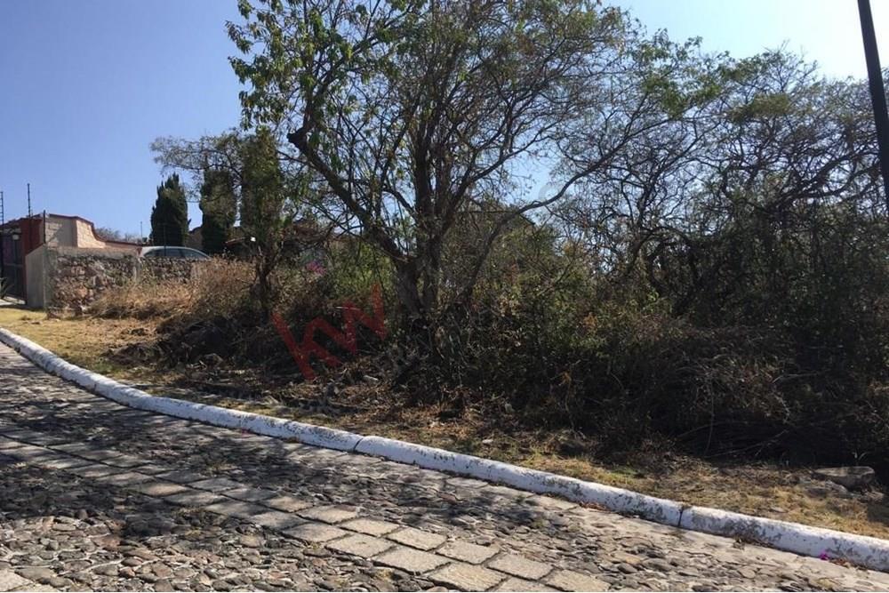 Terreno residencial plano en venta, ubicado en el Fraccionamiento Vista Real Country Club, Corregidora, Querétaro.