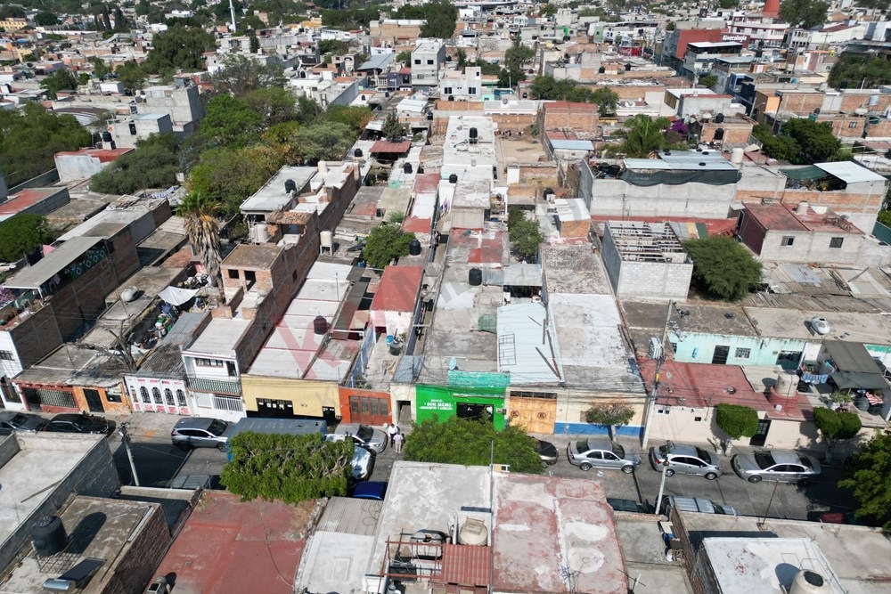 CASA COMERCIAL EN VENTA CON ALTA RENTABILIDAD EN EL CENTRO DE QUERÉTARO