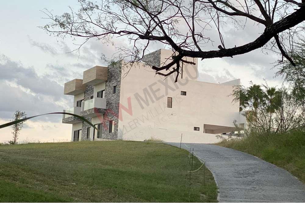 Terreno en VENTA en el Club de Golf Las Cruces 880,000