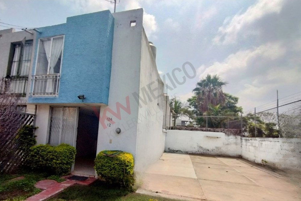 🏡 ¡Casa en coto con terreno excedente en Villas de la Tijera, Tlajomulco! 🏡