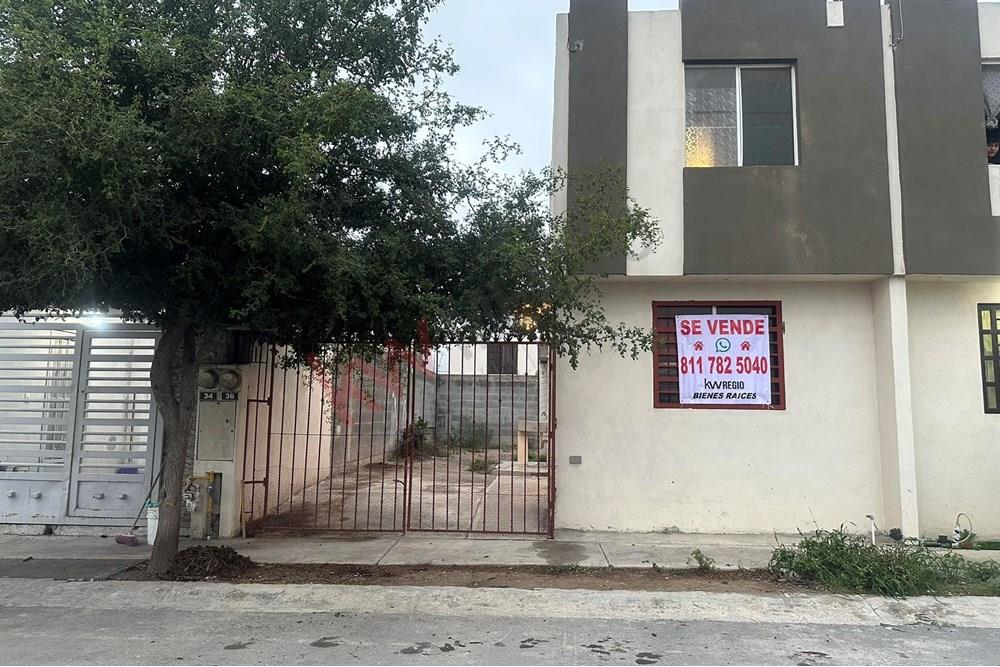 CASA EN VENTA COL VALLE DE SAN BLAS EN GARCIA