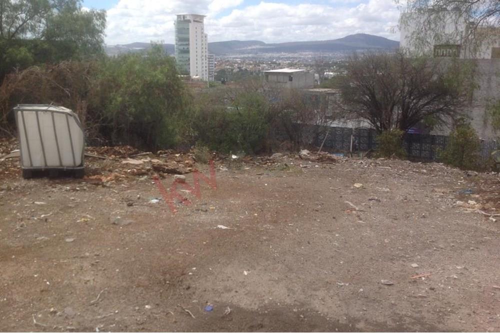OPORTUNIDAD TERRENO SUPER BIEN UBICADO PARA CONSTRUIR DOS TORRES HABITACIONALES