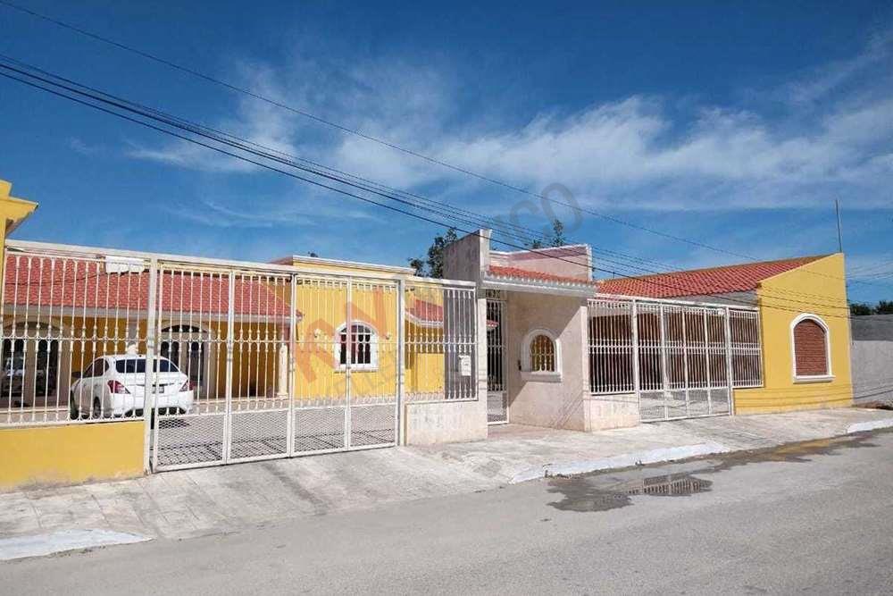 Venta de Casa Chicxulub Puerto, Una planta, a 6 cuadras del mar, Progreso Yuc.