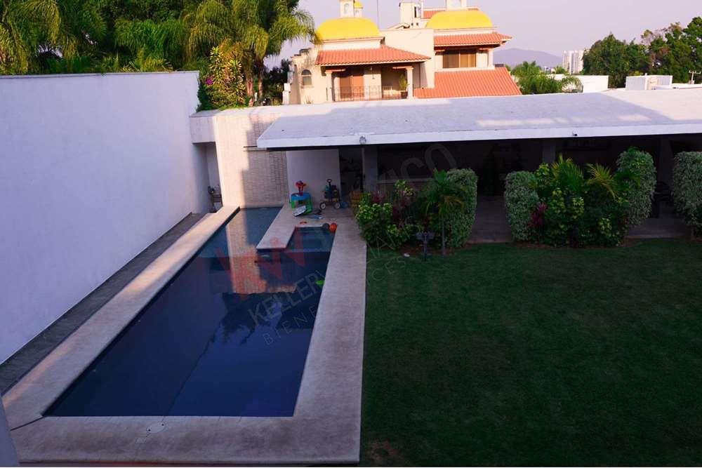 Se vende casa en Cuernavaca, Morelos.-
