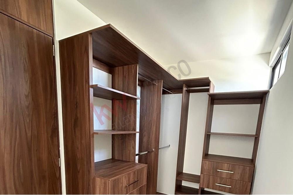 VENTA DE HERMOSA CASA NUEVA EN CONDOMINIO IKAYA FRACC. ZIZANA EN QUERÉTARO