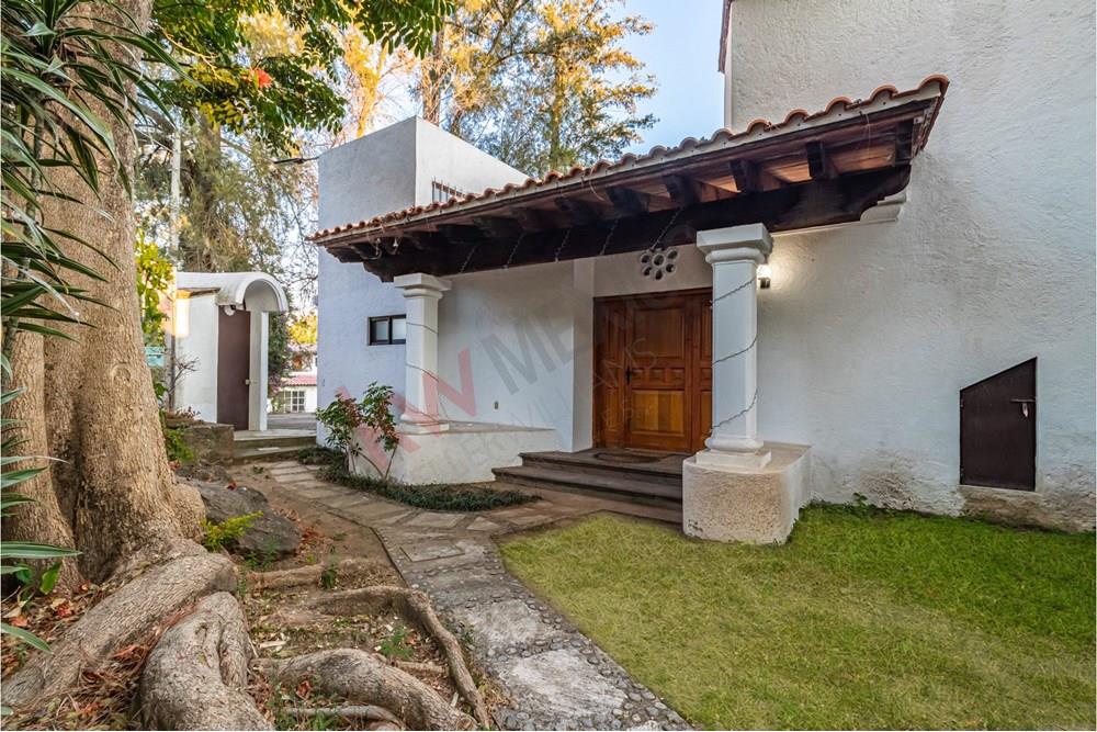 Casa en venta en Santa Maria Ahuacatitlan, Cuernavaca