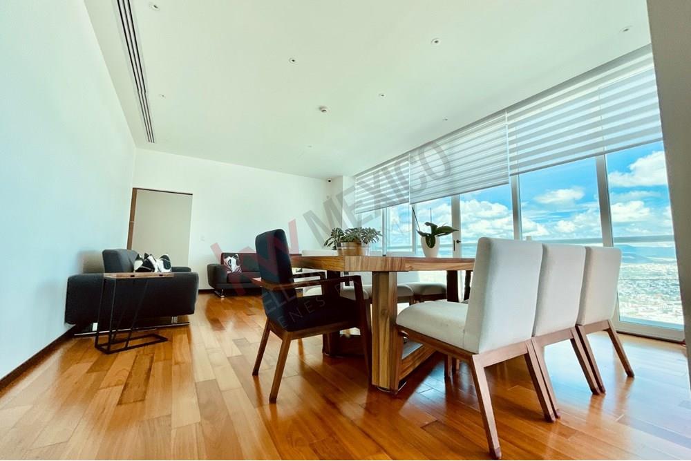 PENTHOUSE EN VENTA O RENTA, JURIQUILLA TOWERS, QUERÉTARO!