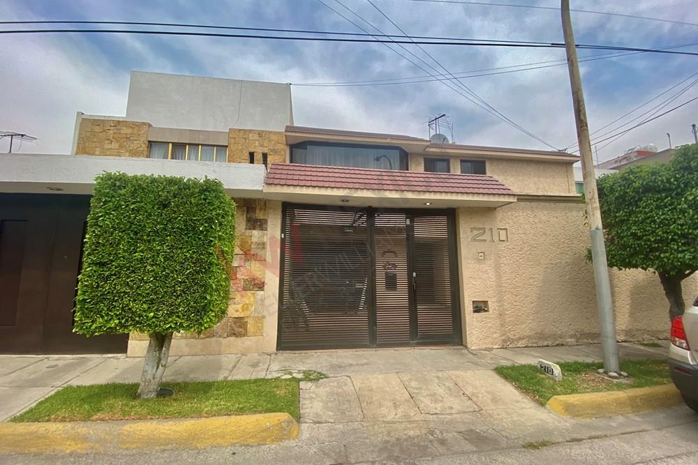Casa en Renta en Echagaray, Naucalpan
