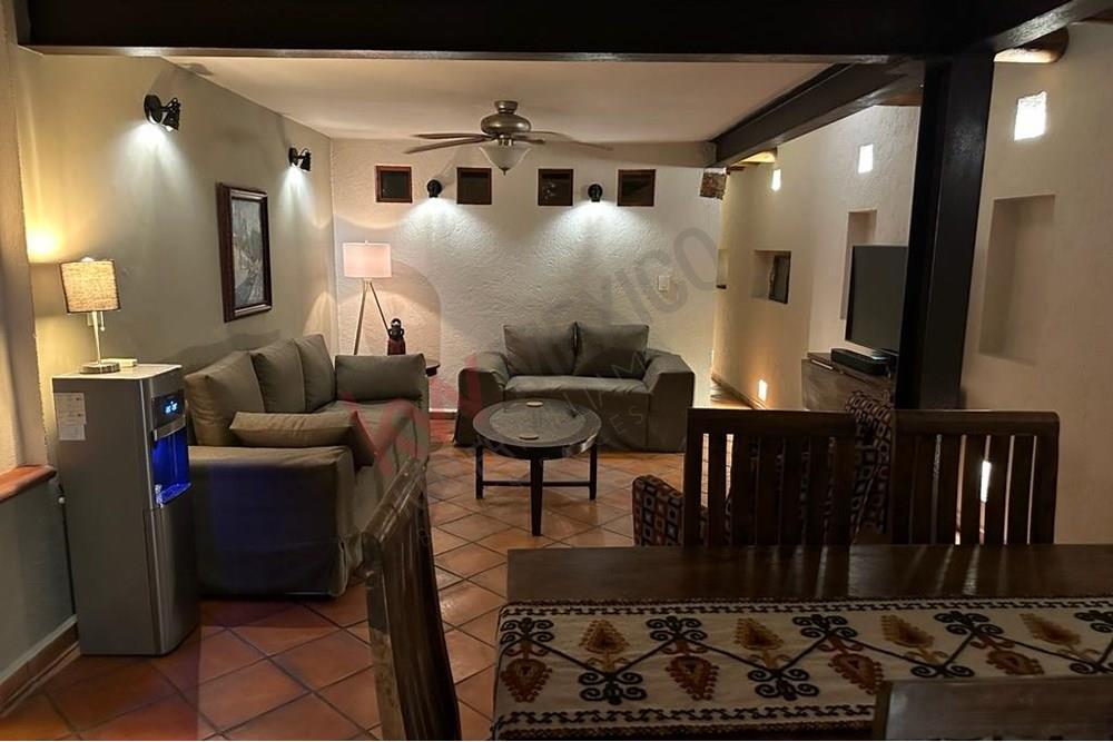 Descubre tu sueño hecho realidad: una casa de autor en el corazón de Querétaro. EN VENTA