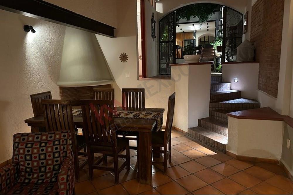 Descubre tu sueño hecho realidad: una casa de autor en el corazón de Querétaro. EN VENTA