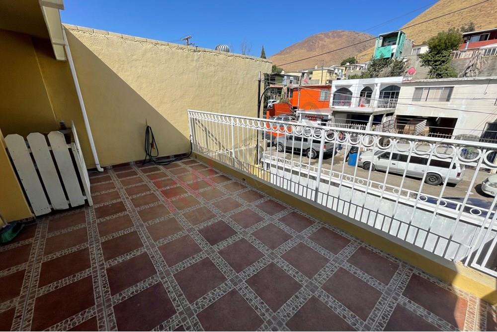 Amplia Casa en Venta Capistrano Tijuana