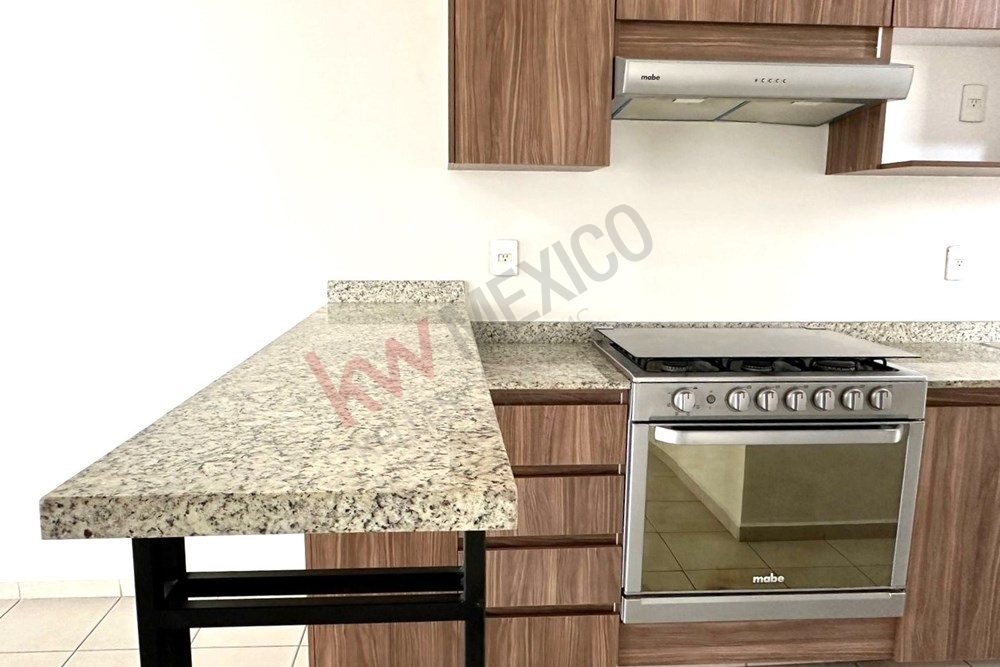 Venta de Departamento en planta baja cerca de Tec de Monterrey, Qro