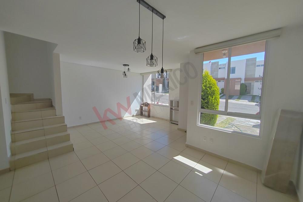 Casa en Renta en Vizcaya I, Fraccionamiento EL Mirador, El Marques, Querétaro