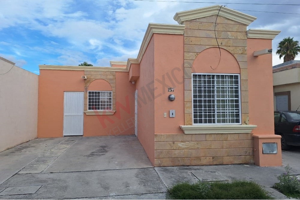 Descubre Tu Hogar Ideal Al poniente de saltillo, Casa recién remodelada lista para habitarse