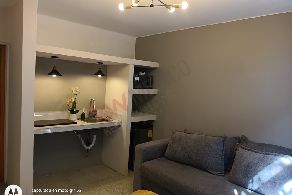 LOFT EN RENTA, A 5 MINUTOS DE LA MINERVA, Amueblado