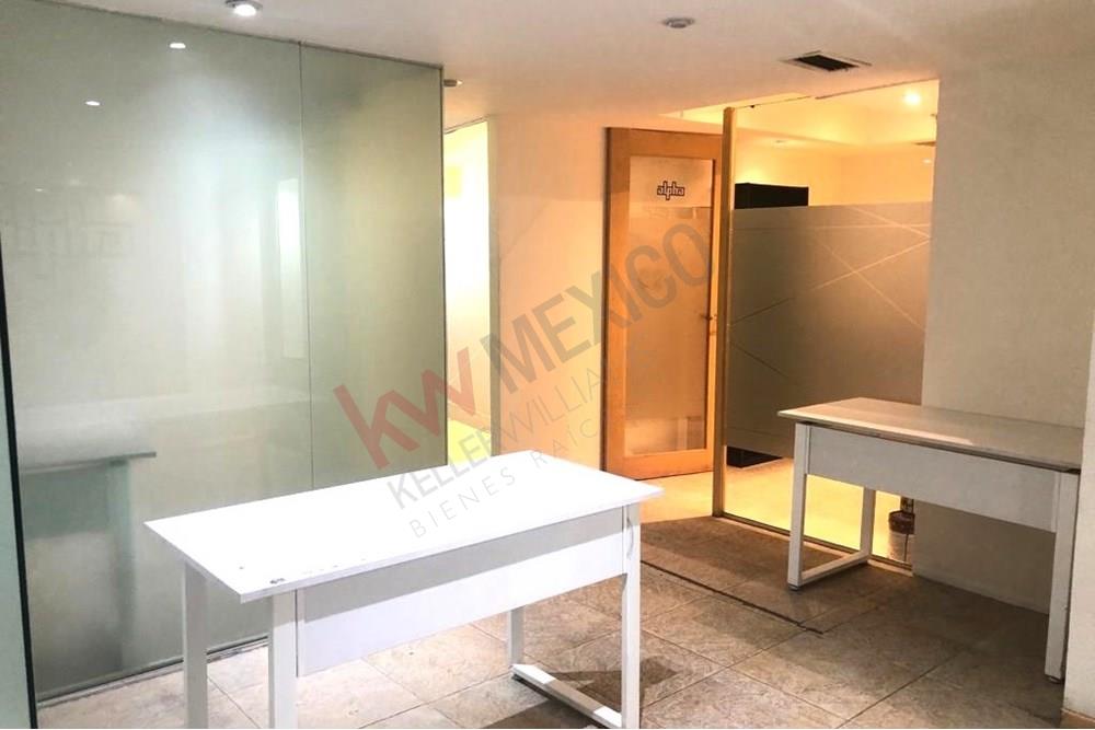 En Venta Excelente oficina en WTC, Nápoles Benito Juárez.