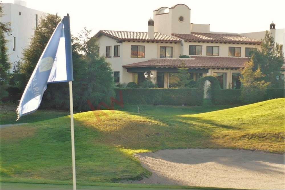 CASA EN VENTA / EL CAMPANARIO / QUERETARO