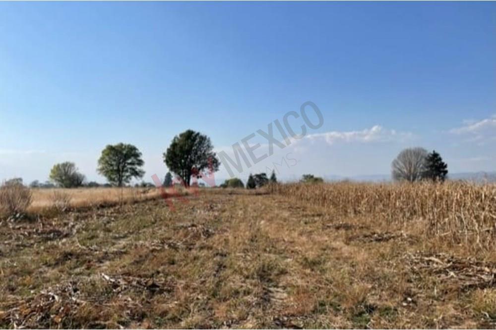 ATENCION INVERSIONISTA!!  EN VENTA  EXCELENTE PREDIO CON USO DE SUELO HABITACIONAL!!!