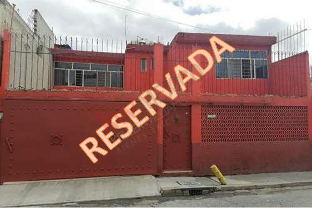 Casa en venta en Nuevo Paseo de San Agustín, Ecatepec de Morelos, con hasta 5 recámaras,