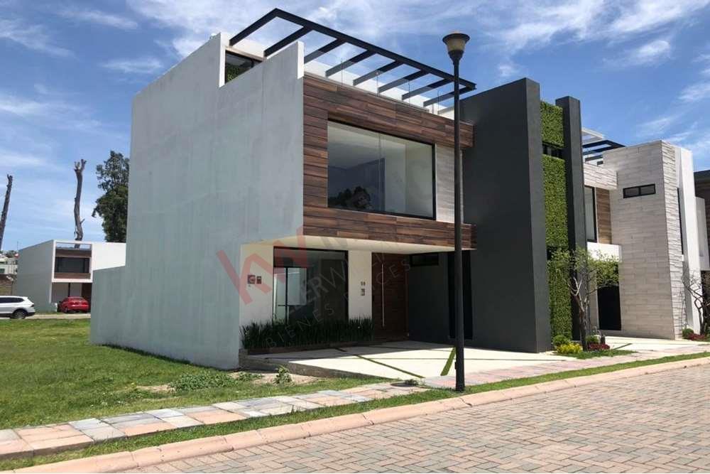 Se Vende Casa en Fracc. Arboreto