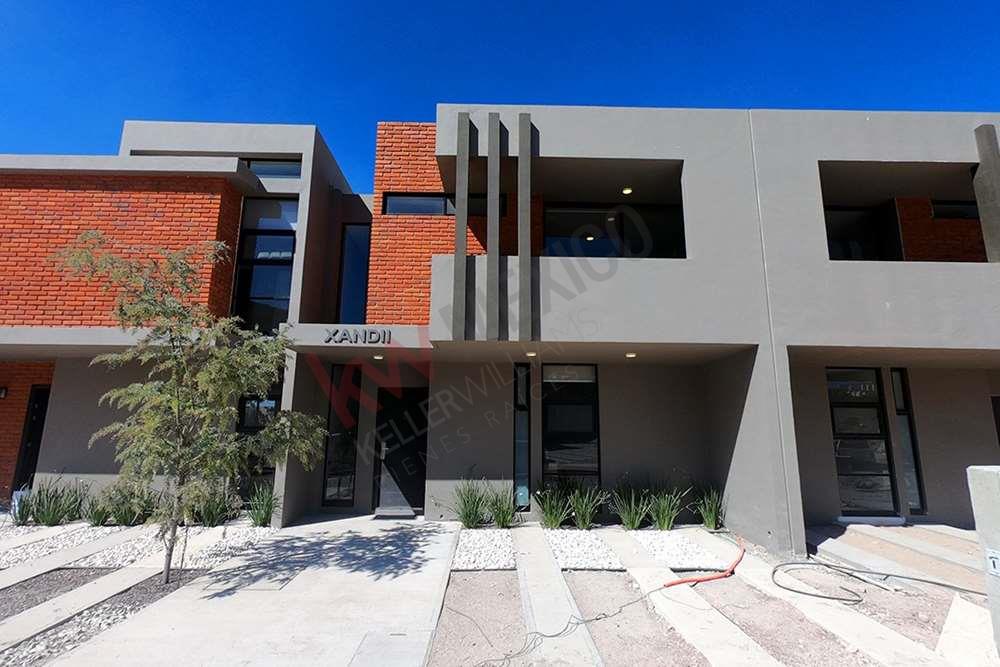 NUEVAS CASAS EN VENTA CON HABITACIÓN EN PLANTA BAJA DENTRO DE CONDOMINIO CERRADO CON DOBLE FILTRO DE SEGURIDAD