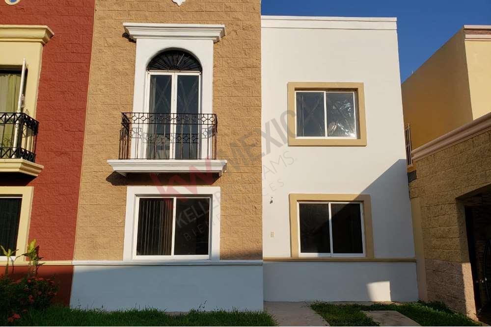 Se vende Casa en Jardines del Bosque