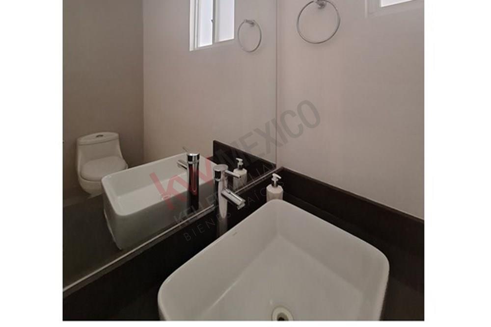 CASA EN VENTA EN ESPACIO CUMBRES EN MONTERREY, NUEVO LEON / PRIVADA ALDRYN