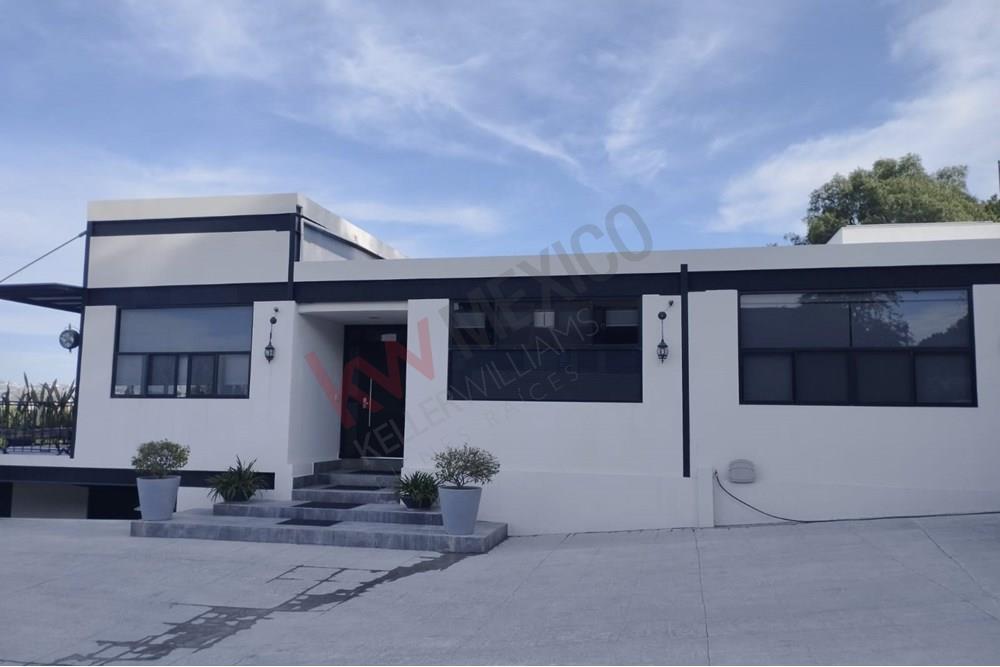 Experimenta el lujo sin igual y la exclusividad de Balvanera Golf &amp; Polo Country Club, una joya en el corazón de Querétaro. - Residencia en Renta