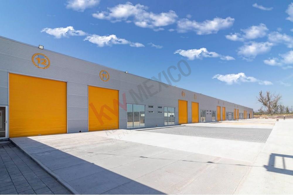 Bodega en Renta 225 m2 energía eléctrica disponible