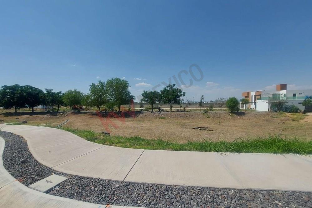 VENTA EXCLUSIVO  TERRENO EN PALERMO SECC 1, BALVANERA CORREGIDORA, QRO.