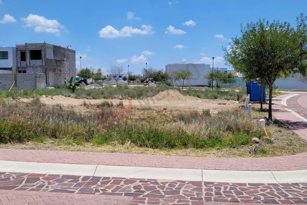 Terreno en Cd Maderas Montaña, el marques, muy abajo del precio promedio, $4750/m2, (Hoy $5500/m2), aprovecha la oportunidad, amenidades exclusivas
