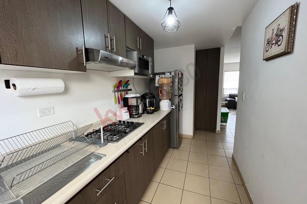 VENTA CASA RECAMARA EN PLANTA BAJA RINCONES DEL MARQUES