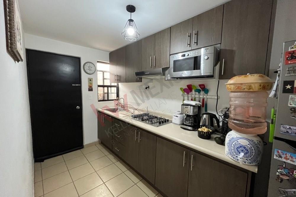 VENTA CASA RECAMARA EN PLANTA BAJA RINCONES DEL MARQUES