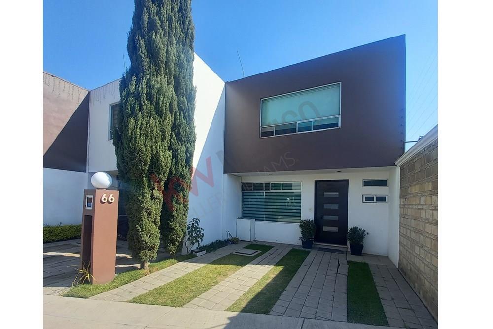 Casa en venta en Villas Dalí, Cuautlancingo cerca periférico
