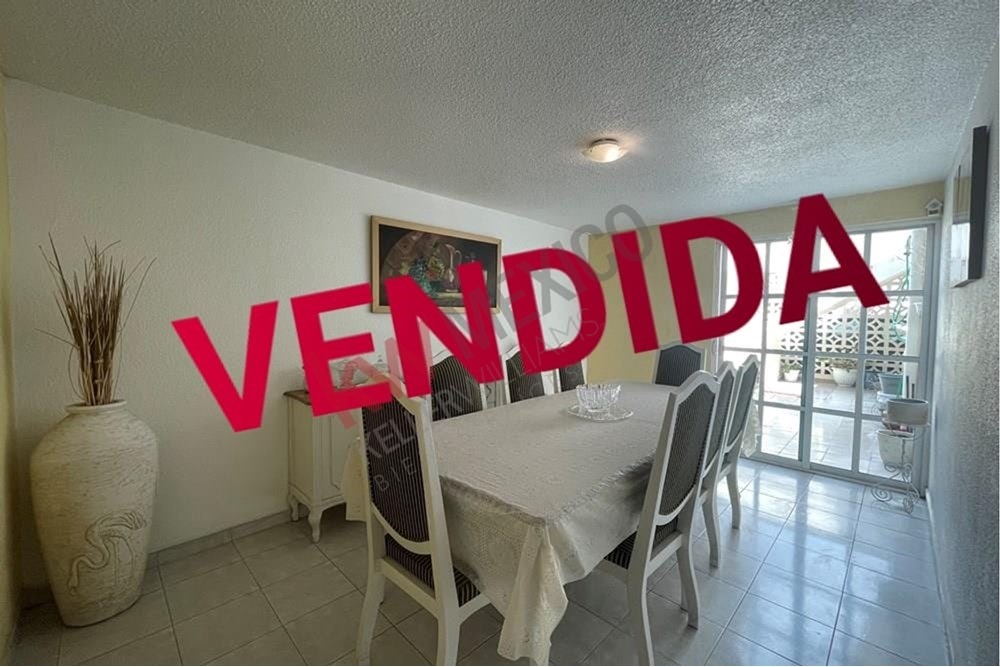 Venta de Casa en Calle Cerrada Cerca del Bosque de Aragón