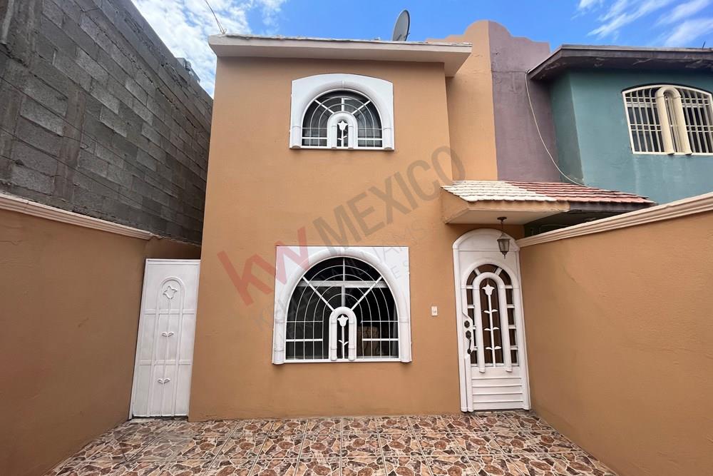 Casa de 3 Recámaras. Sector Torres