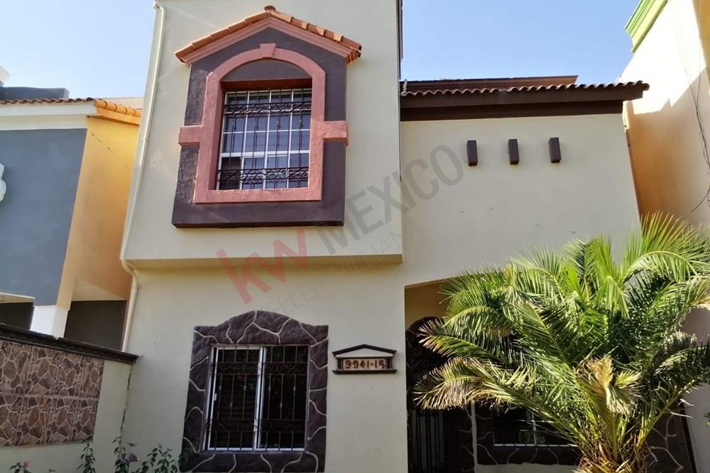 Bonita casa en venta Zona Santa Monica en las Torres