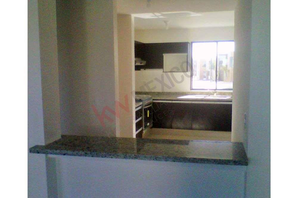 CASA EN VENTA EN CONDOMINIO EN LA VISTA RESIDENCIAL, QUERÉTARO, QRO.