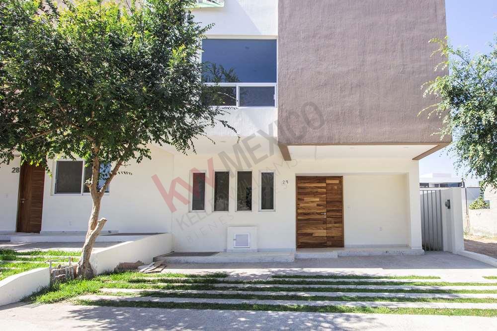 Casa en venta en Bosques Vallarta, Zapopan