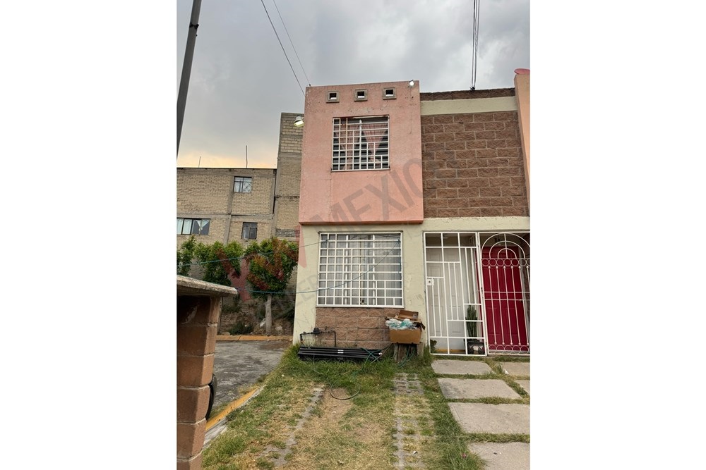 Casa en calle Papagayo en Bulevares del Lago, Nicolas Romero.