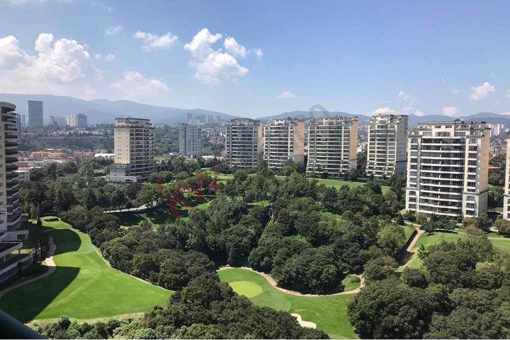 SE RENTA DEPARTAMENTO EN CLUB DE GOLF BOSQUES