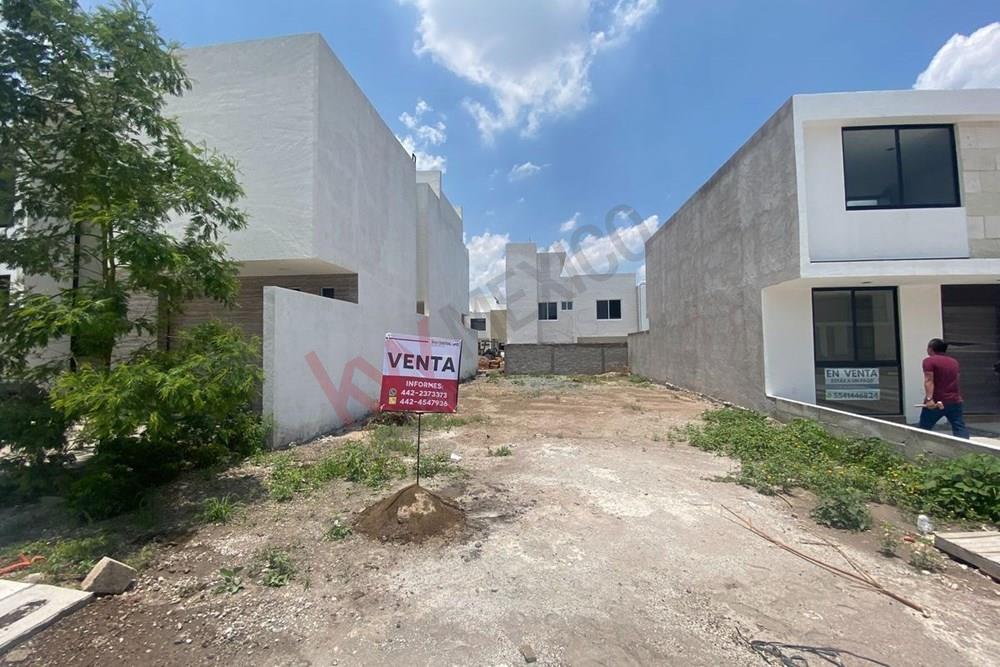 VENTA DE TERRENO 3RA SECC CAÑADAS DEL ARROYO CORREGIDORA