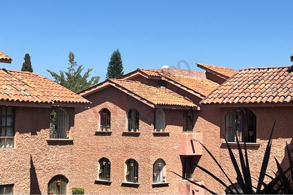 DEPARTAMENTO EN RENTA en FRACCIONAMIENTO ANDALUCÍA (atras de Plaza Puerta La Victoria)