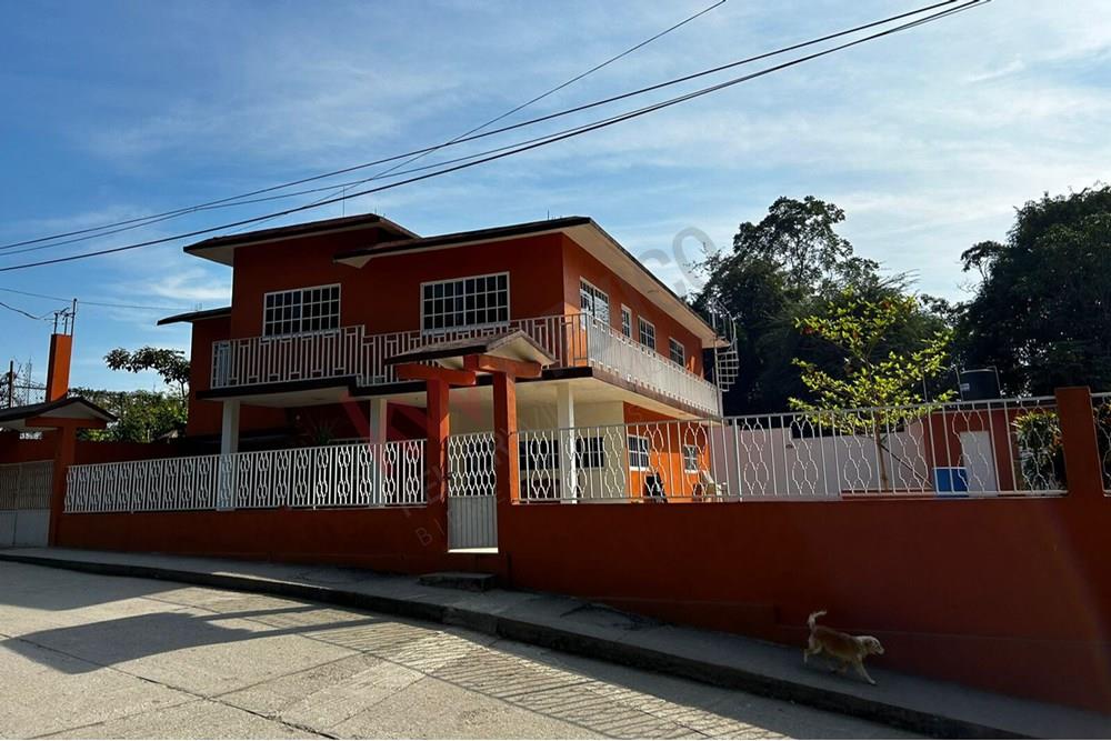 Casa en Venta en el Centro del Pueblo mágico Aquismón, San Luis Potosí