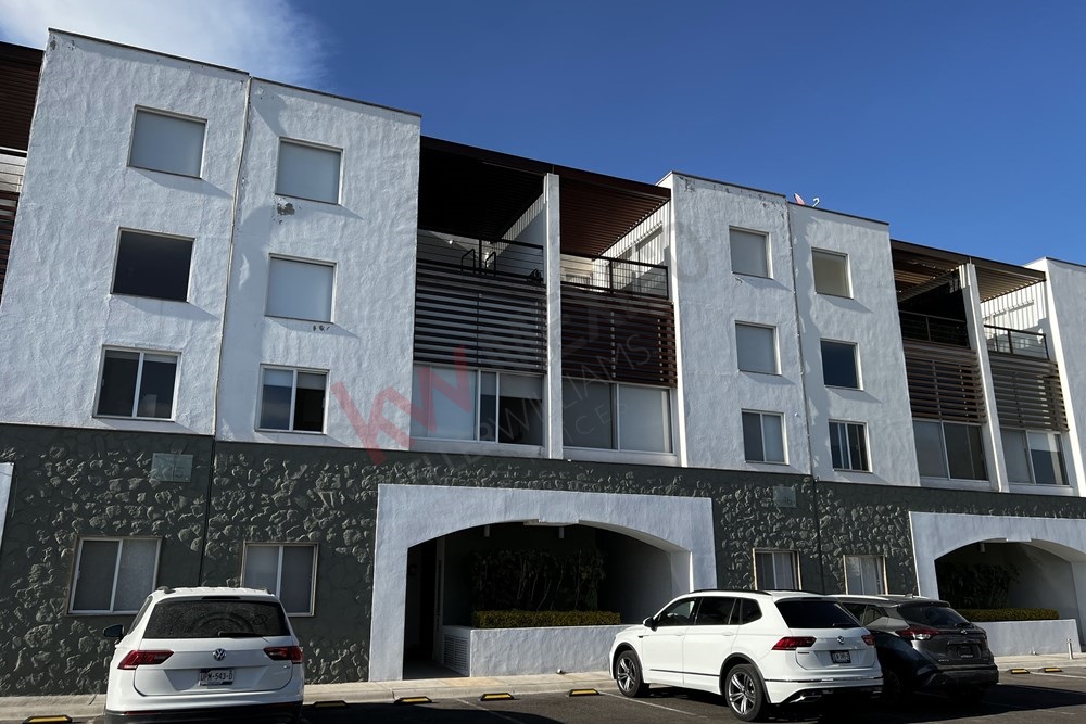 RENTA CASA AMUEBLADA, RECAMARA CON BAÑO COMPLETO PLANTA BAJA Q HOME VALLEY STA FE JURIQUILLA