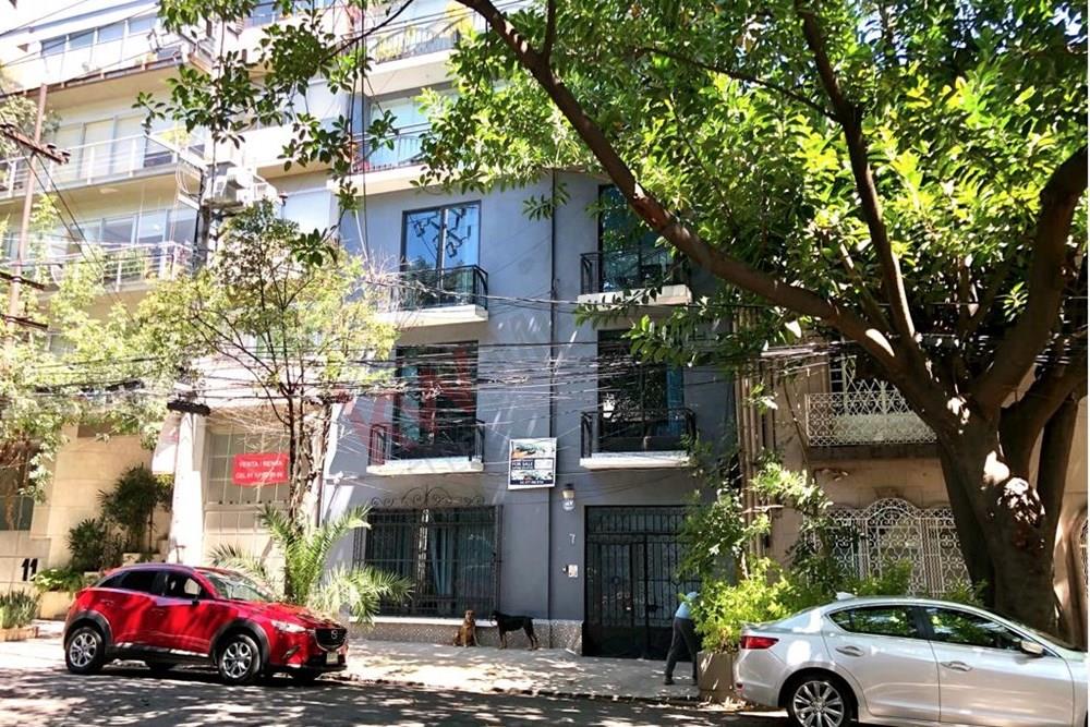 Edificio en la Condesa con la mejor ubicación !