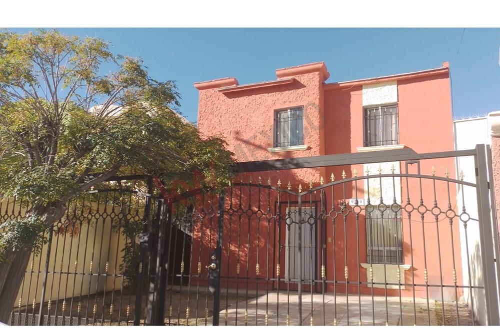 Se renta bella casa zona oasis revolución