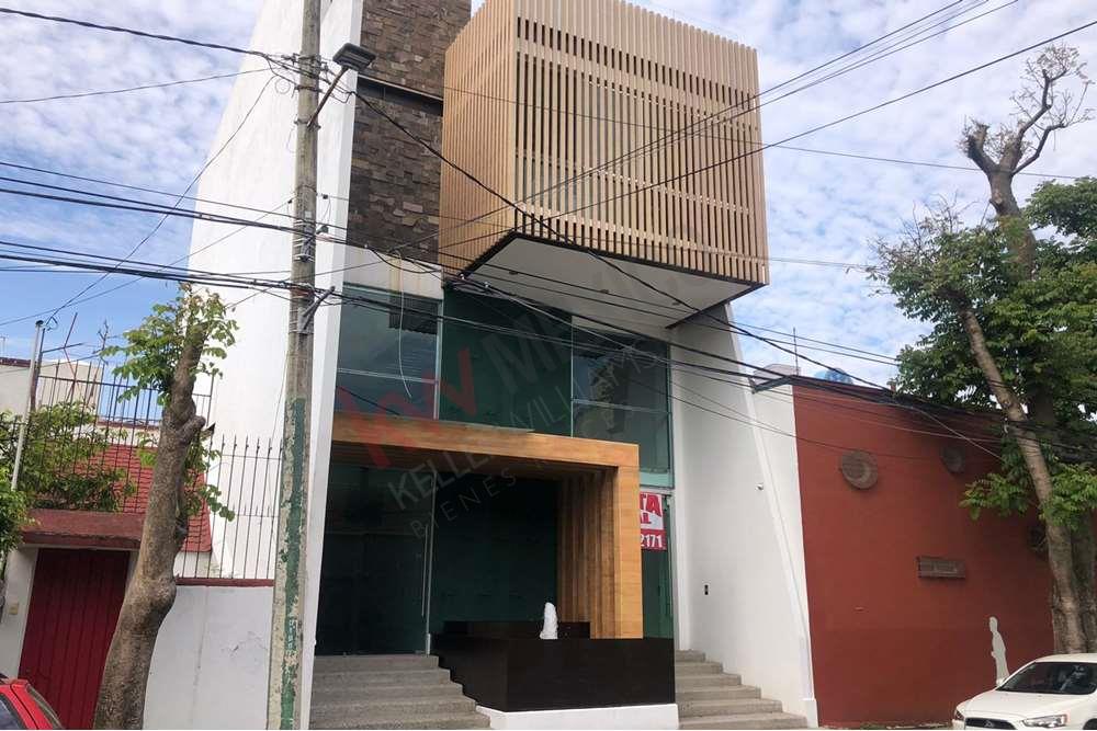 Renta de Edificio Nuevo, en avenida Reforma, Cuernavaca, Morelos.