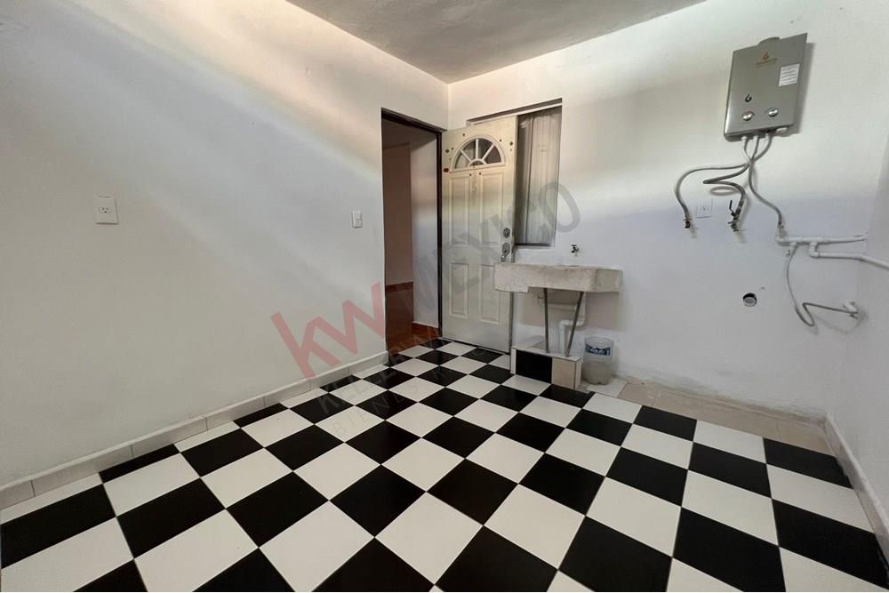 CASA EN VENTA EN ESCOBEDO NUEVO LEÓN, COLONIA QUINTO CENTENARIO